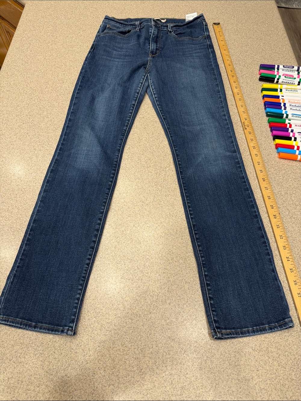 Levi’s 724 High rise Straight-Leg Dark Blue Denim Jeans 30X32
